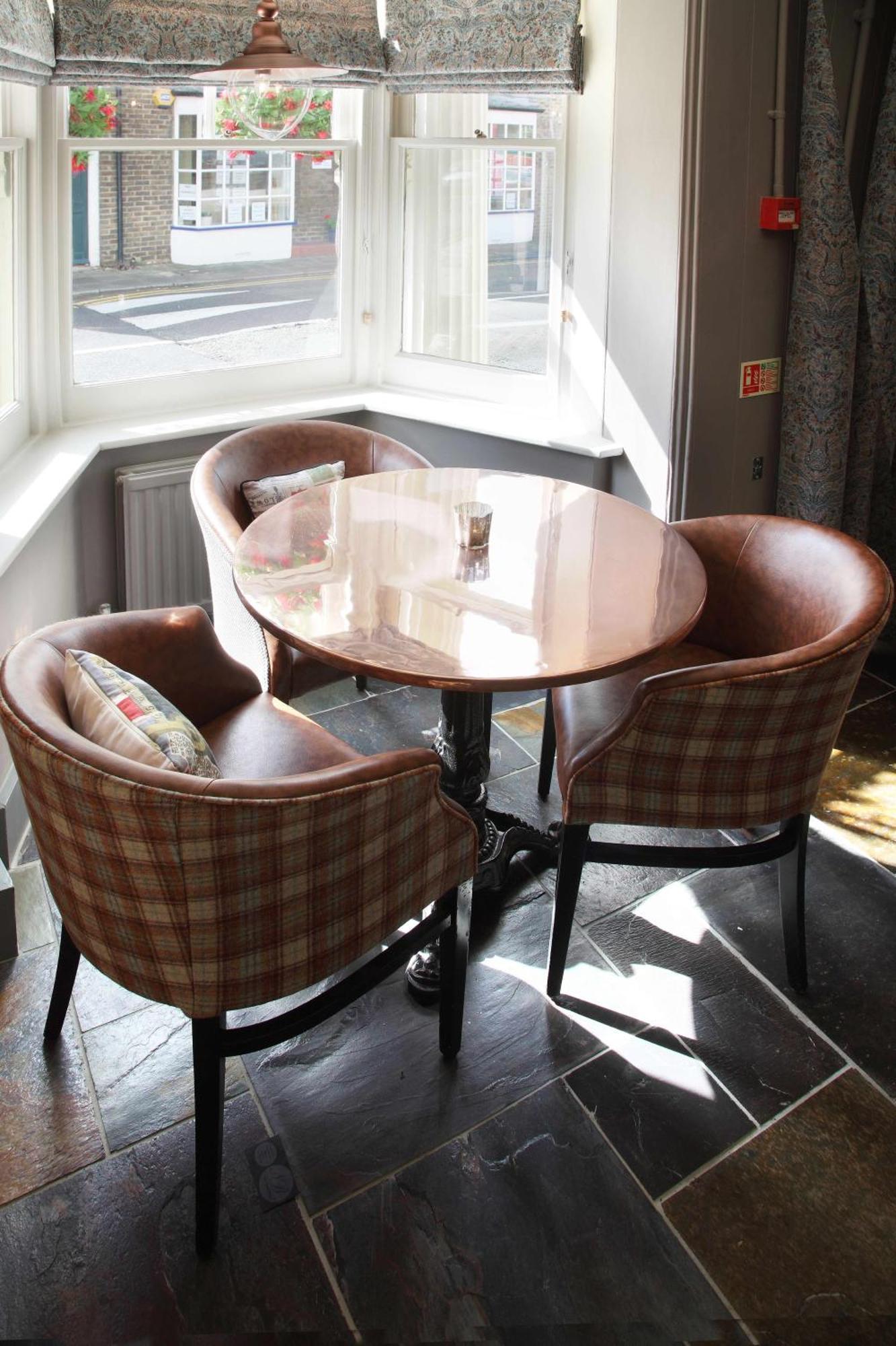 Flower Pot Hotel Sunbury-on-Thames Bagian luar foto