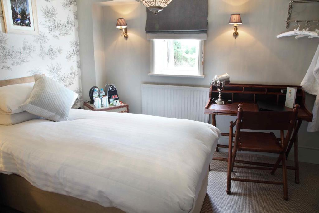 Flower Pot Hotel Sunbury-on-Thames Ruang foto